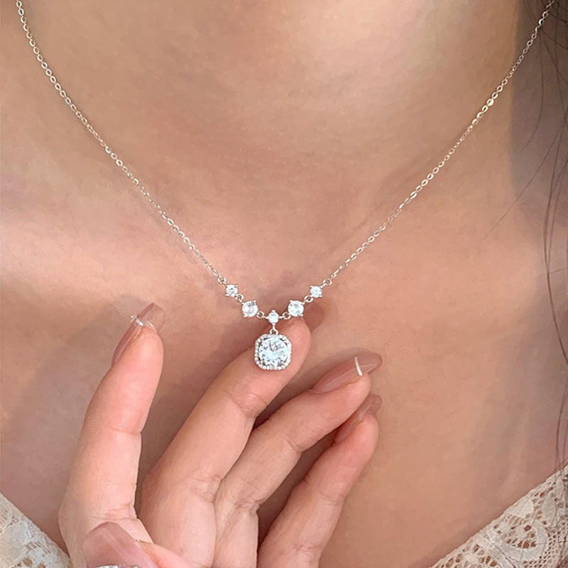 S925 silver square diamond necklace
