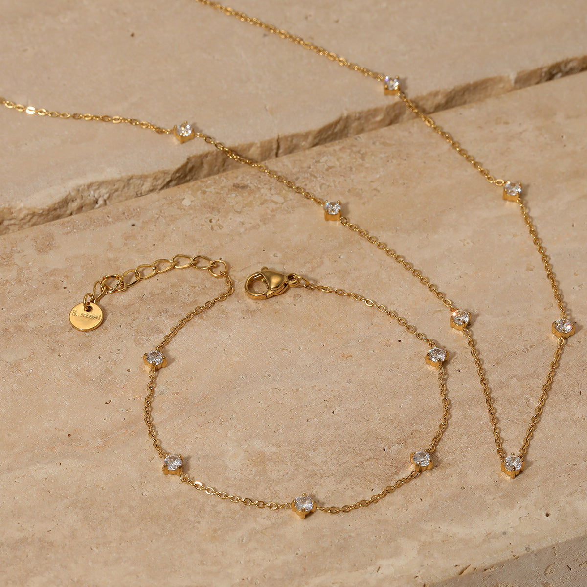 Zirconia Necklace