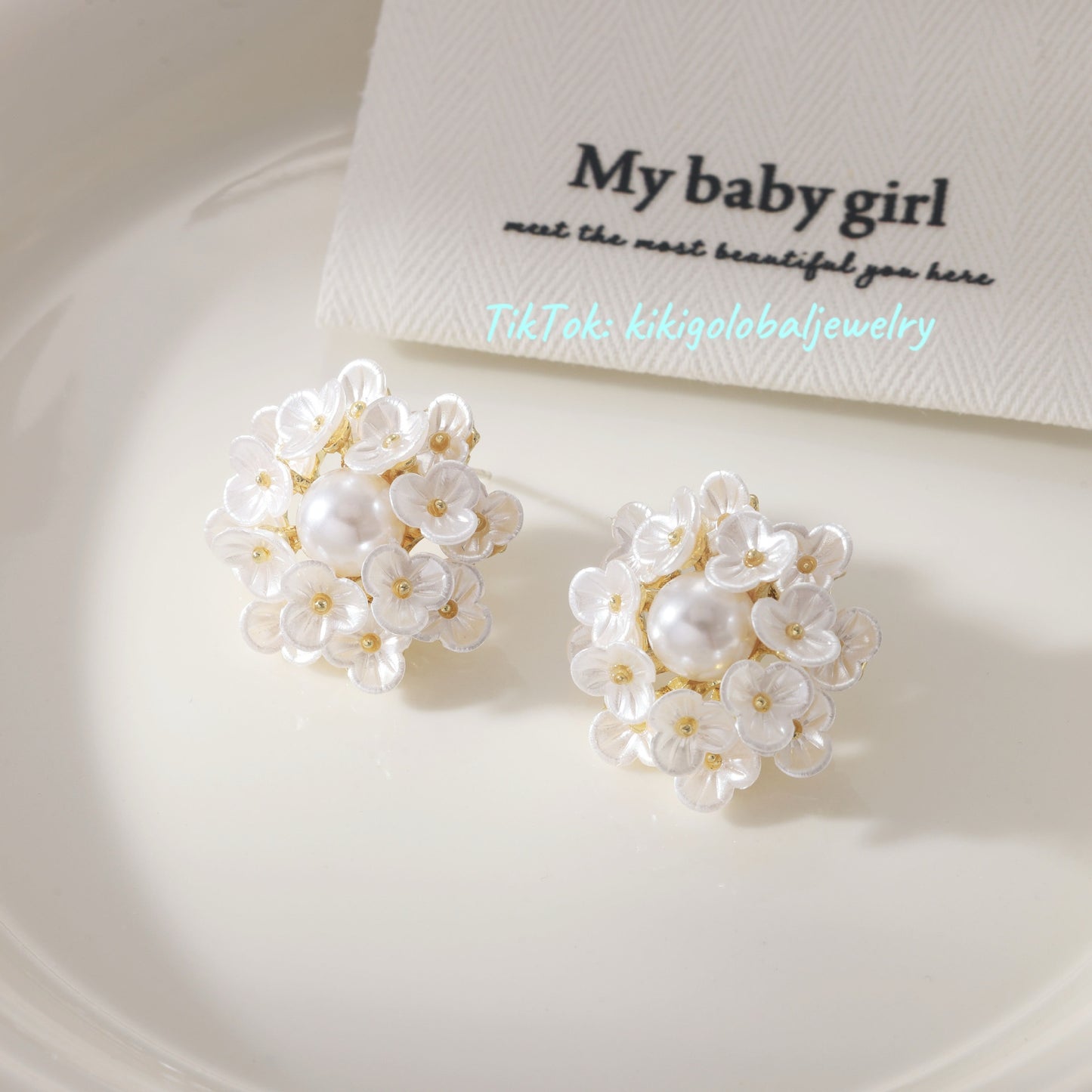 Silver Needle Resin Flower Pearl Earrings