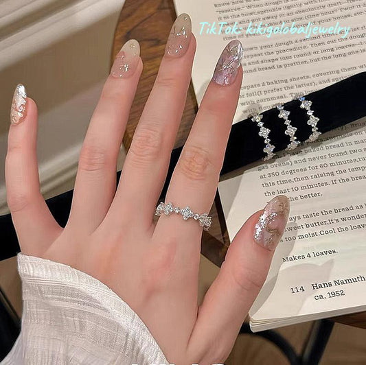 S925 silver four-leaf flower ring