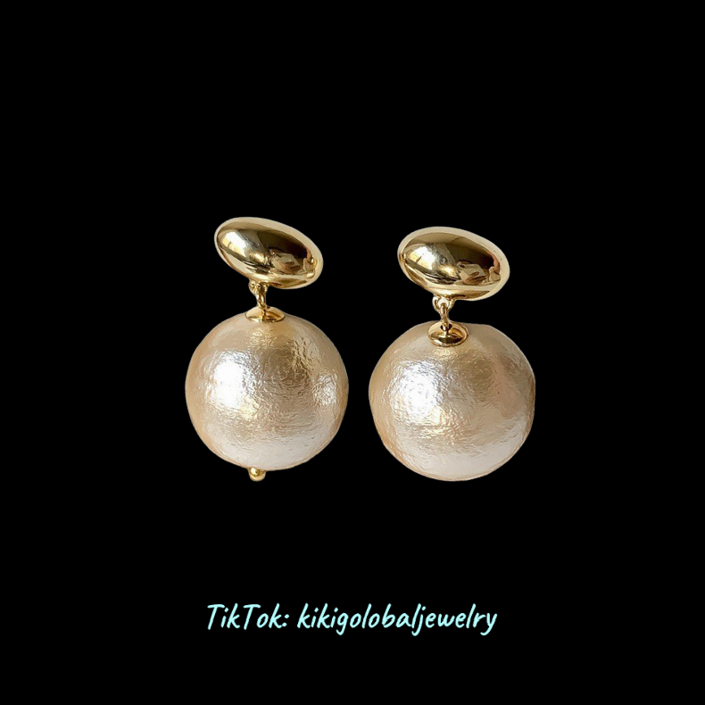 Simple French pearl earrings
