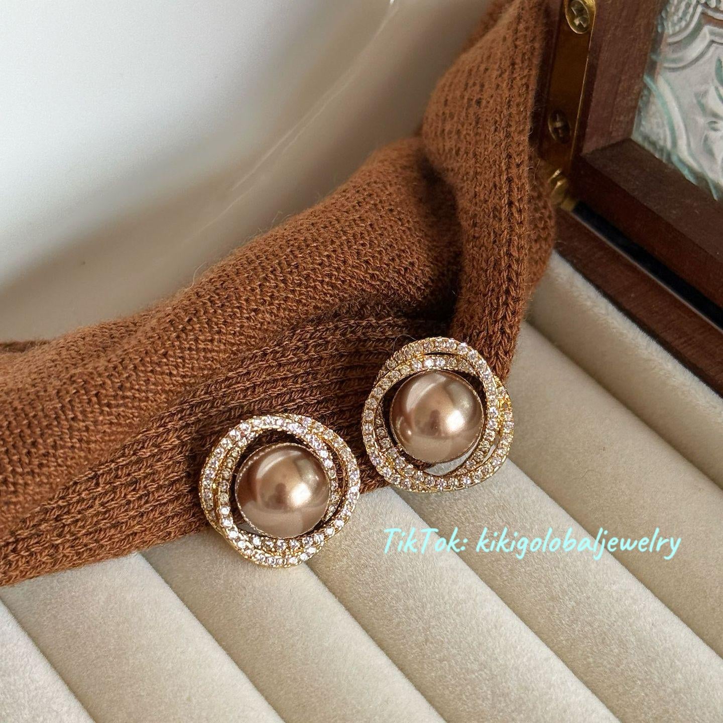 Spiral zircon mocha golden brown pearl earrings