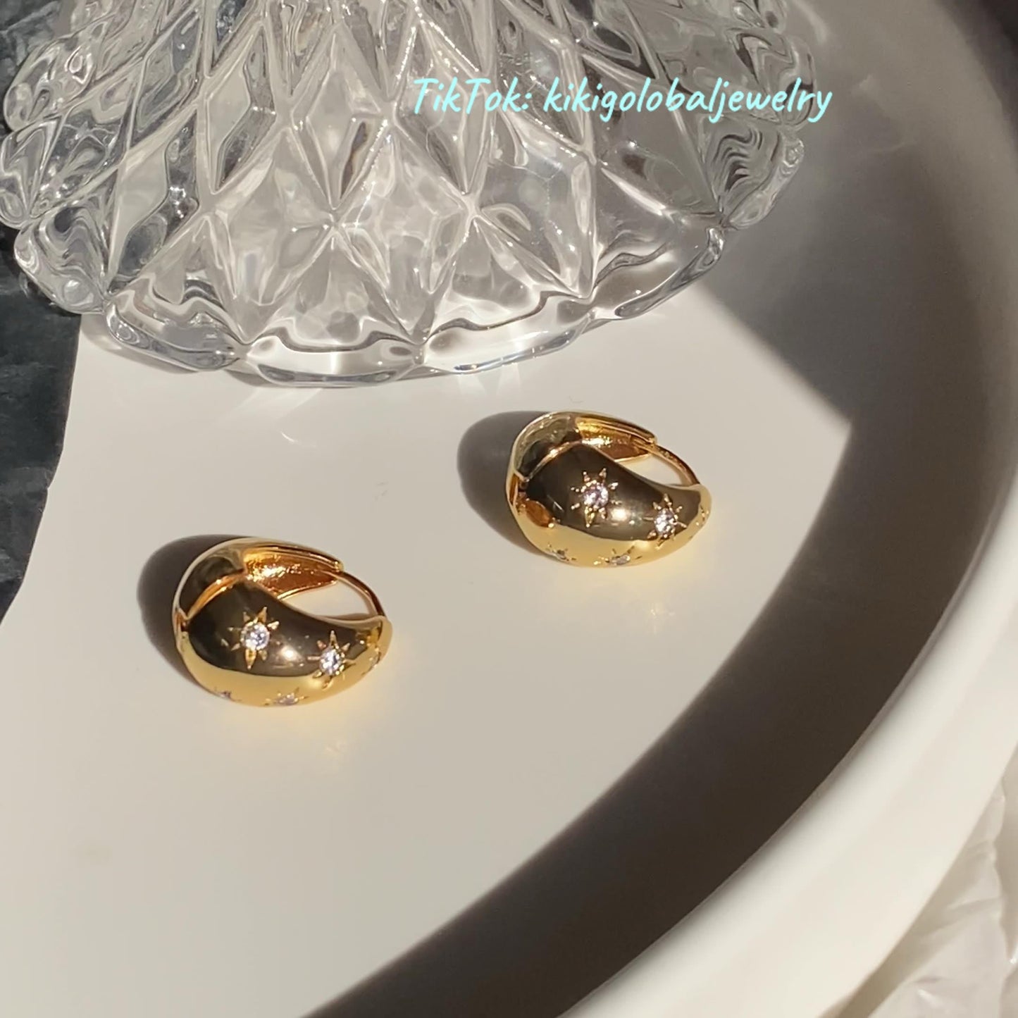 Irregular eight-pointed star zircon earrings