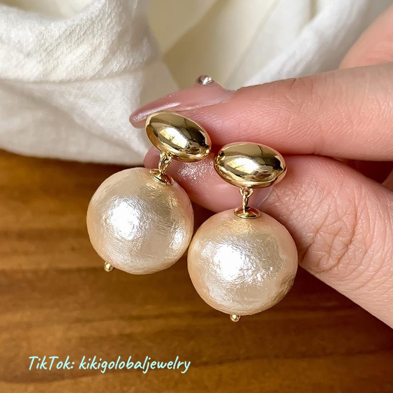 Simple French pearl earrings