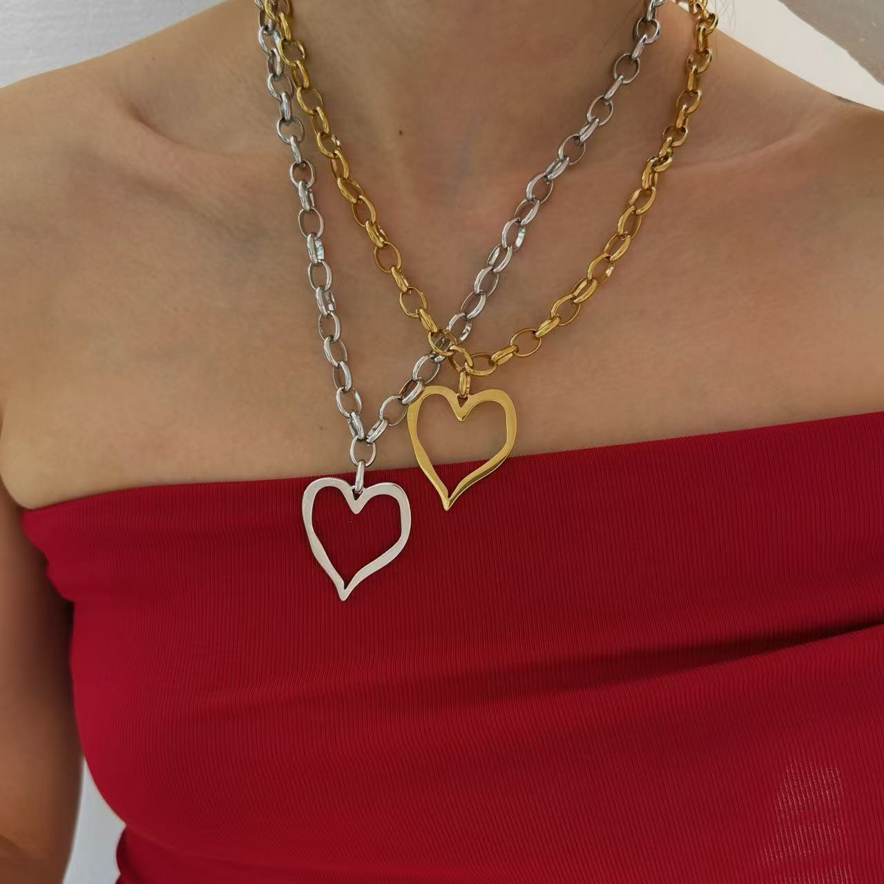 Stainless steel heart necklace