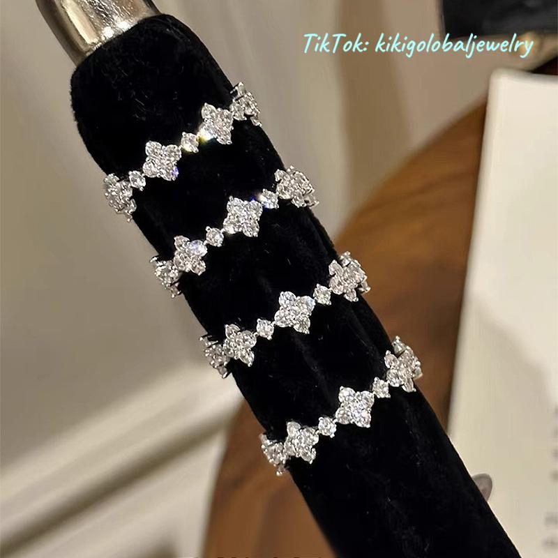 S925 silver four-leaf flower ring
