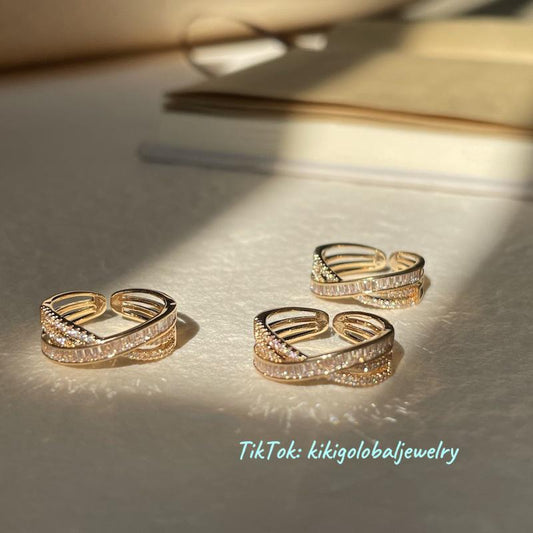 Cross gold ring