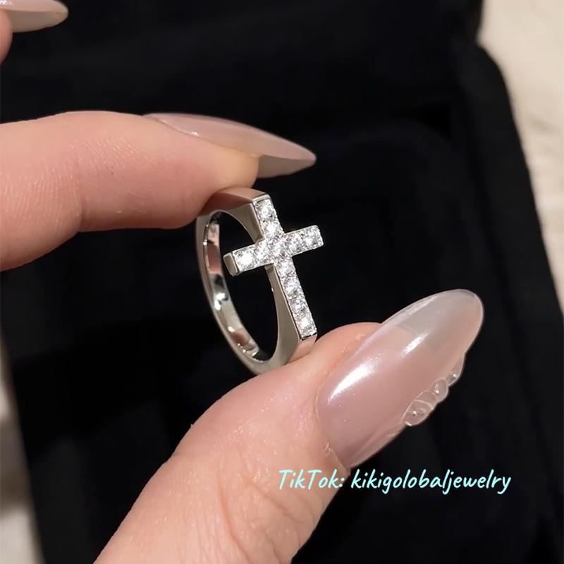 925 silver cross ring with diamonds