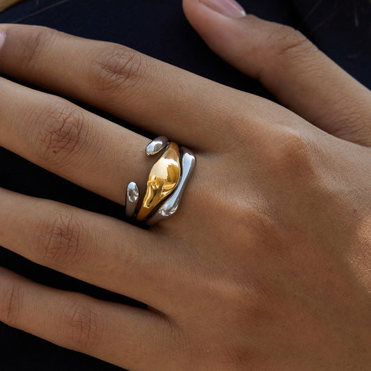 Titanium steel multi-layer color matching ring does not fade