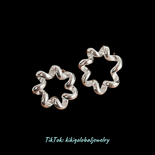 S92 sterling silver twist earrings