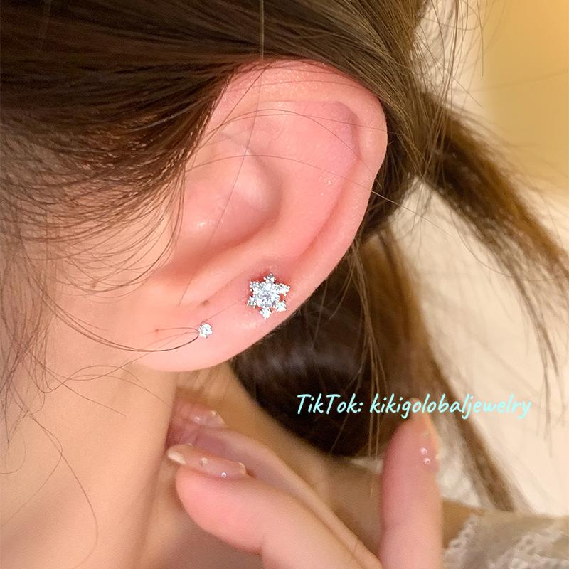 Christmas Special ~ S999 Sterling Silver Snowflake Earrings