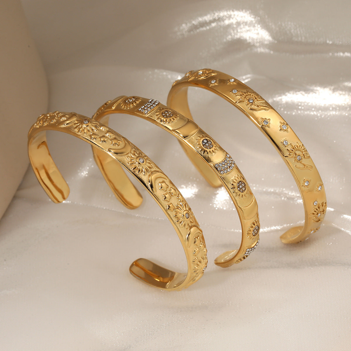 Stainless steel zircon pattern open bracelet