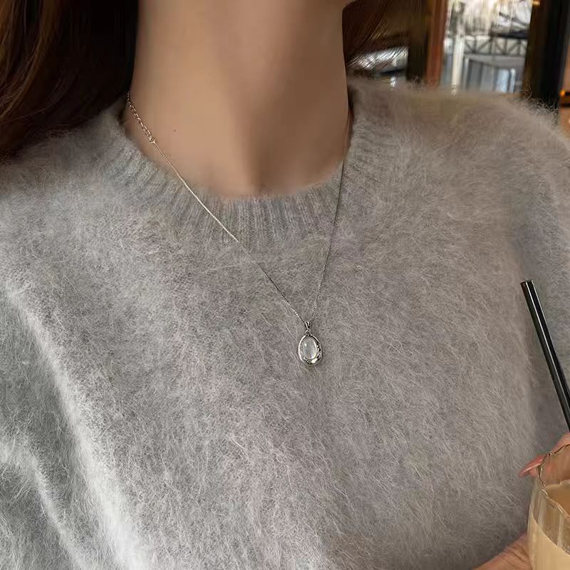 Oval Mother-of-Pearl Necklace