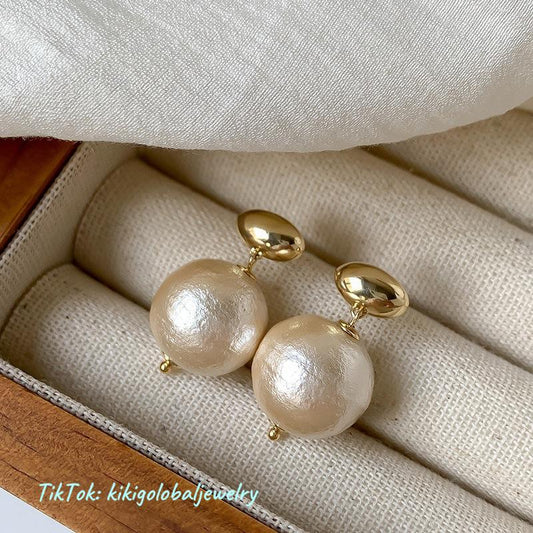 Simple French pearl earrings