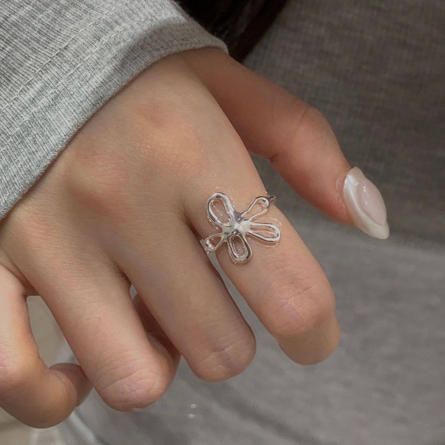 S925 silver small flower vintage ring