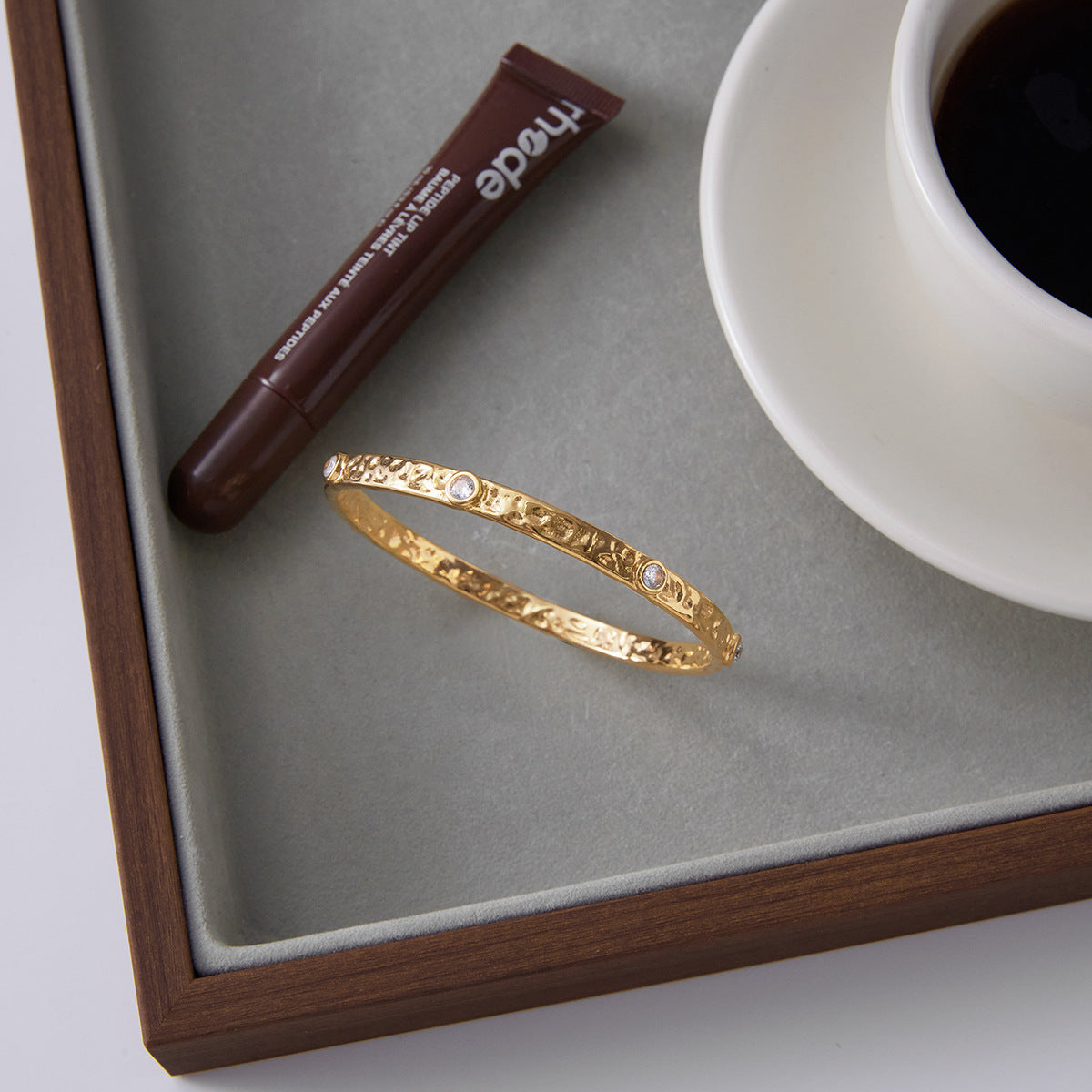 18k gold stainless steel round bracelet with diamonds