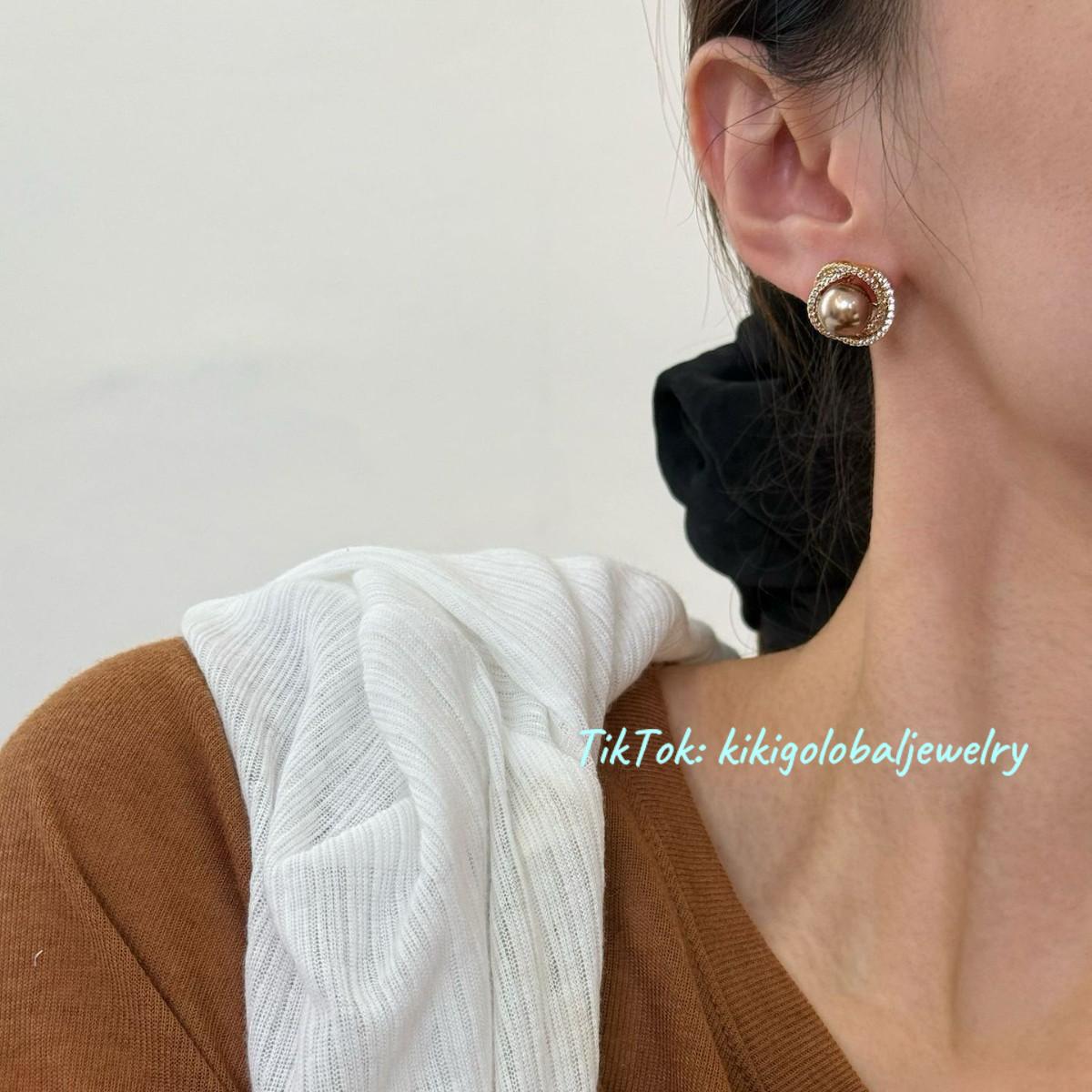 Spiral zircon mocha golden brown pearl earrings