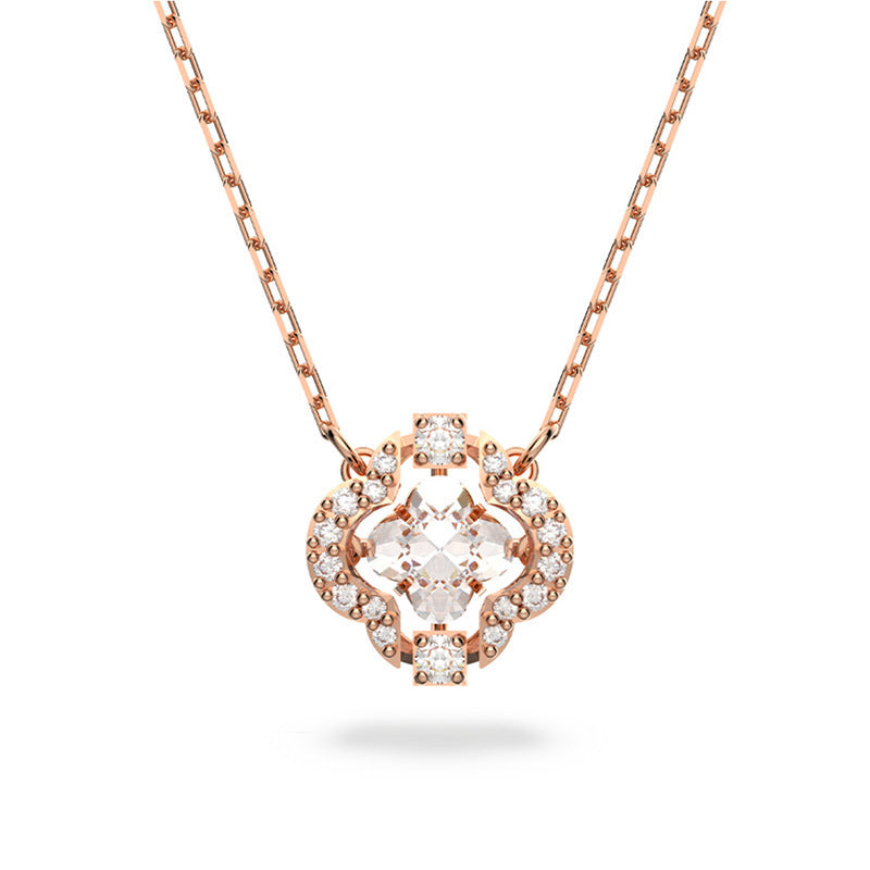 Una Necklace Beating Heart Four-Leaf Clover Necklace