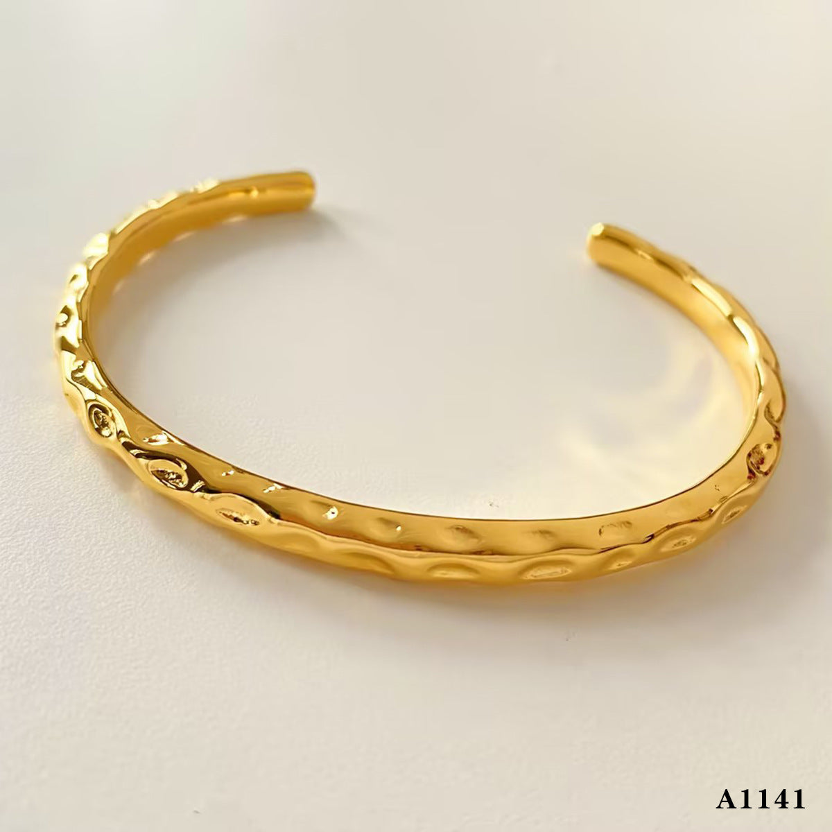 Stainless steel textured heart bracelet