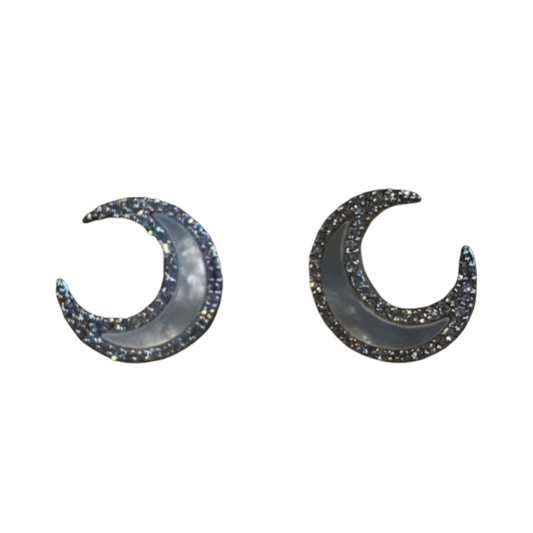 Moon Sea Diamond Shell Earrings